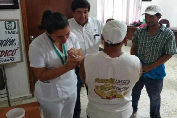 uumbal_social_vacunacion02 uumbal_social_vacunacion02
